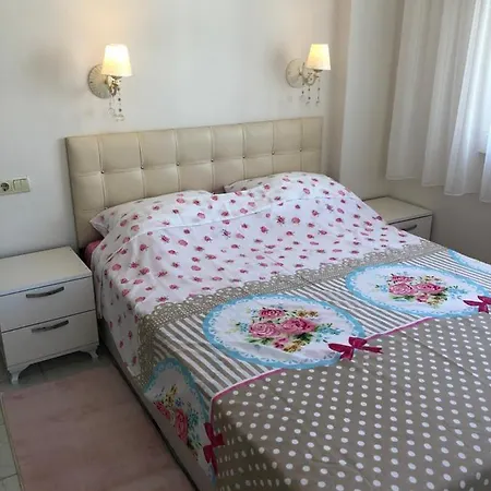 Akpolat Aparthotel 2*
